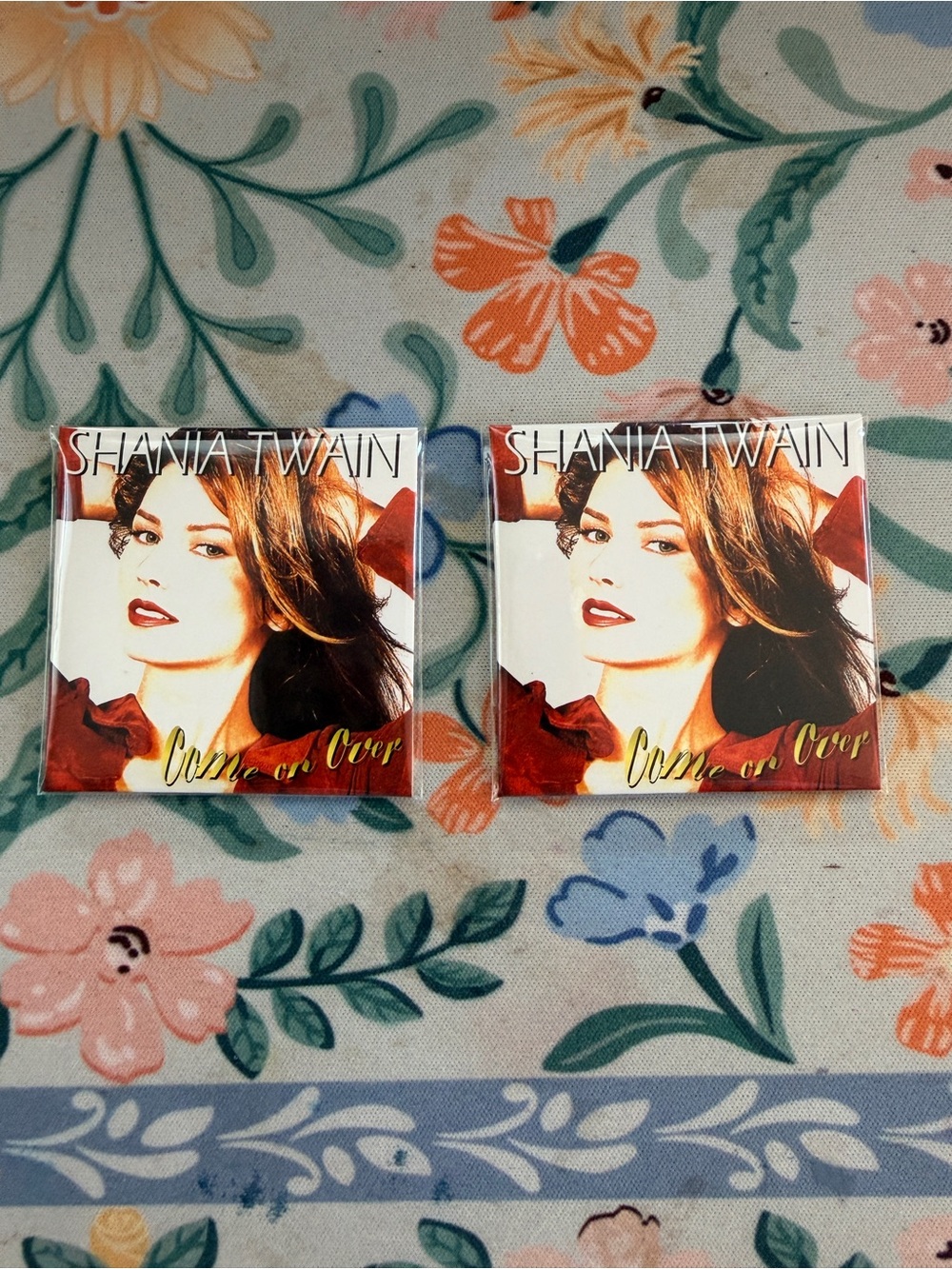 Mini Brands Uncommon Vinyl- Shania Twain Man! I Feel Like a Woman